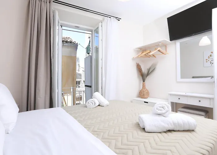 Апартаменты Patras Luxury Corfu (city)