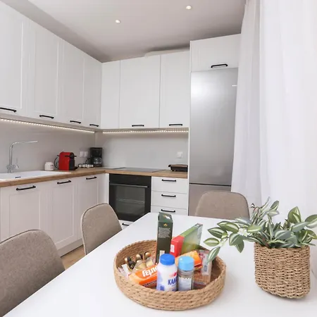 Patras Luxury * Corfu (city)