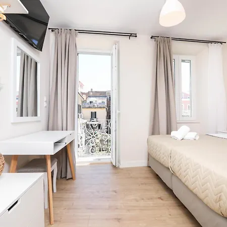 Patras Luxury Corfu (city)